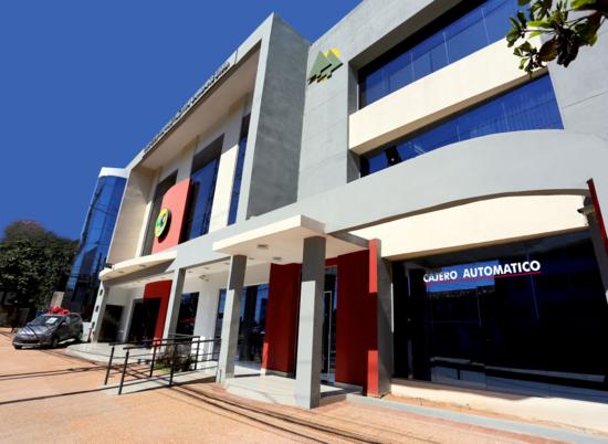 Fachada de la Cooperativa Lambare Ltda.